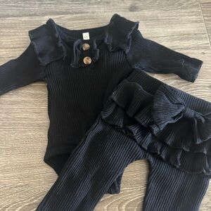 Black Ruffle Ribbed Baby Bottoms Set - Chic Infant Outfit